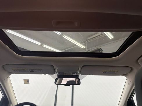 Used 2016 Honda CR-V Touring image 24