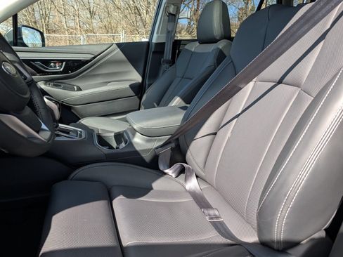 Certified 2025 Subaru Outback Limited AWD/4WD image 16
