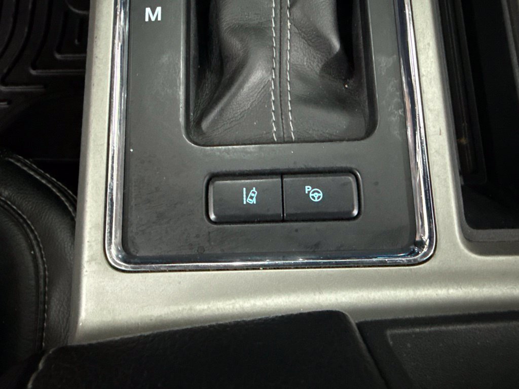 Used 2018 Ford F150 Lariat w/ Equipment Group 502A Luxury AWD/4WD image 26