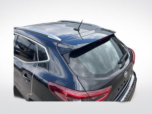 Used 2020 Nissan Rogue Sport SV w/ All-Weather Package image 34