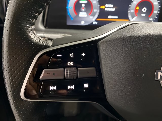 Certified 2023 Nissan Ariya AWD image 14