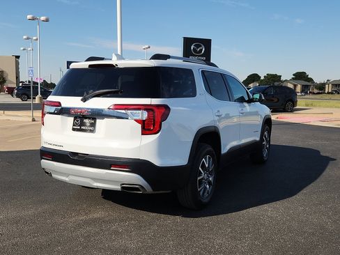 Used 2023 GMC Acadia SLT image 7