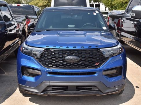 Certified 2022 Ford Explorer ST w/ Equipment Group 401A AWD/4WD image 3