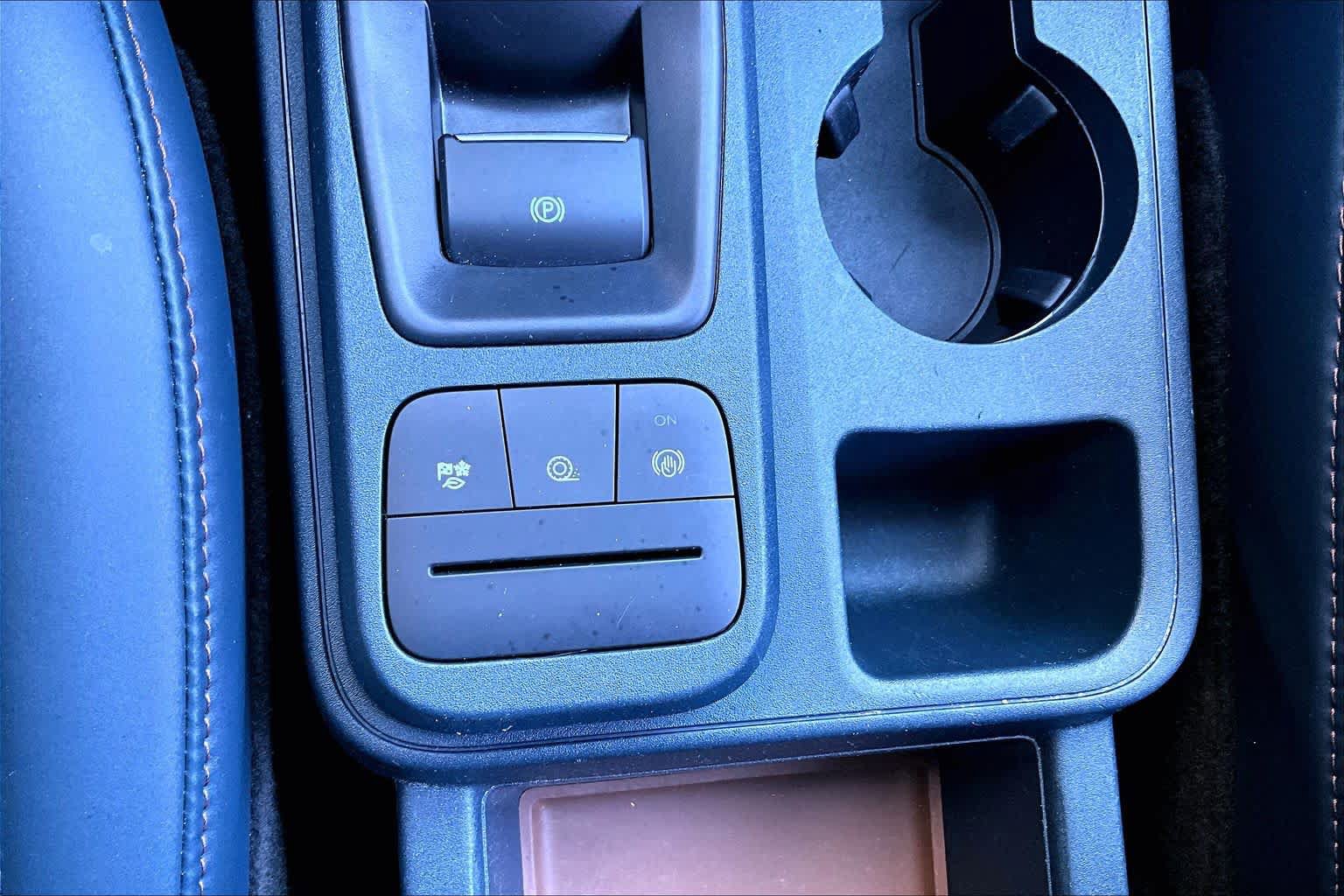 Used 2023 Ford Maverick Lariat FWD image 34