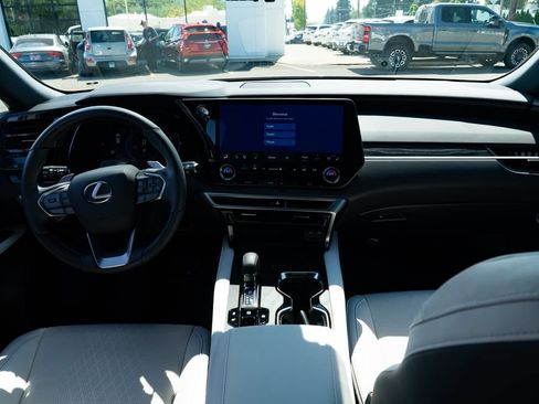 Used 2023 Lexus RX 350 w/ Accessory Package (Z1) AWD/4WD image 8
