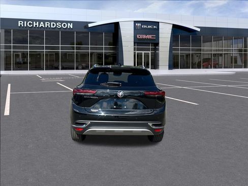 Used 2023 Buick Envision Essence FWD image 4