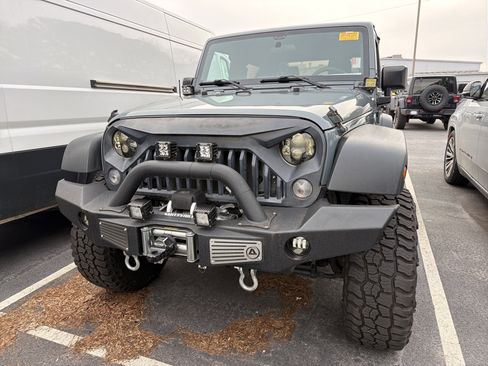 Used 2015 Jeep Wrangler Sport image 2