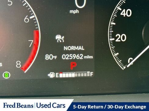 Used 2024 Honda Pilot Touring image 16