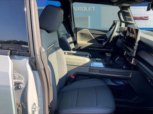 New 2025 GMC Hummer EV 3X AWD/4WD image 11