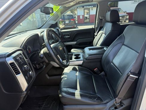 Used 2017 Chevrolet Silverado 1500 LTZ Z71 w/ Redline Edition AWD/4WD image 27