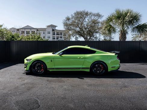 Used 2020 Ford Mustang Shelby GT500 w/ Technology Package image 7