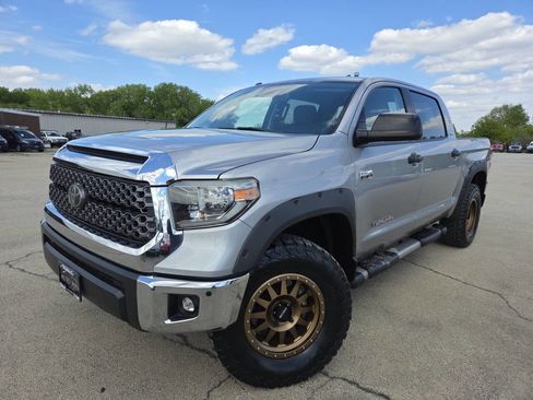 Used 2018 Toyota Tundra SR5 w/ TRD Off Road Package AWD/4WD image 1