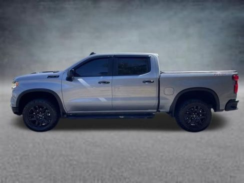 Used 2024 Chevrolet Silverado 1500 LT Trail Boss w/ Convenience Package II AWD/4WD image 2