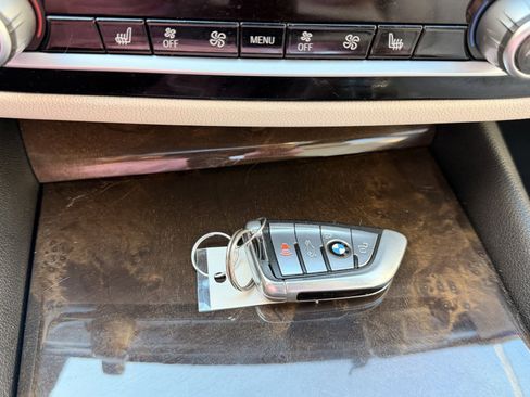 Used 2017 BMW 540i xDrive 540i xDrive Sedan image 28