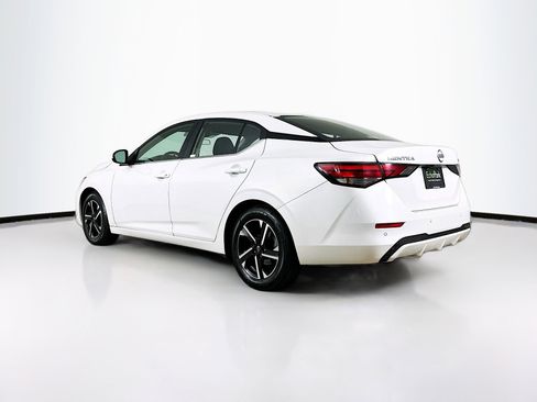 Used 2024 Nissan Sentra SV image 5