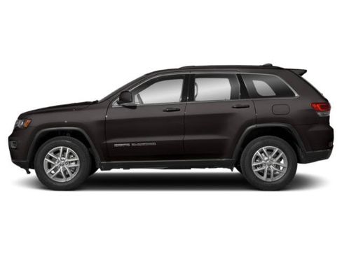 Used 2019 Jeep Grand Cherokee Altitude AWD/4WD image 3