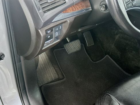 Used 2018 Acura MDX SH-AWD image 16