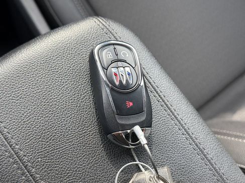 Used 2025 Buick Encore GX Preferred image 22
