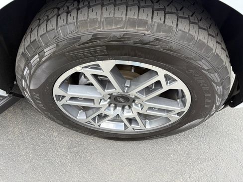 Used 2025 Ford Expedition Max Active AWD/4WD image 14