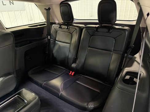 Used 2023 Lincoln Aviator Reserve w/ Equipment Group 201A image 26