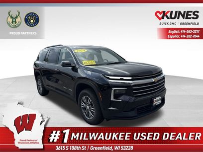 Used 2024 Chevrolet Traverse LT