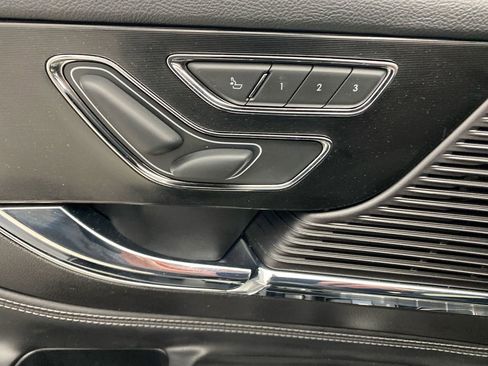 Used 2022 Lincoln Corsair AWD w/ Equipment Group 101A image 13