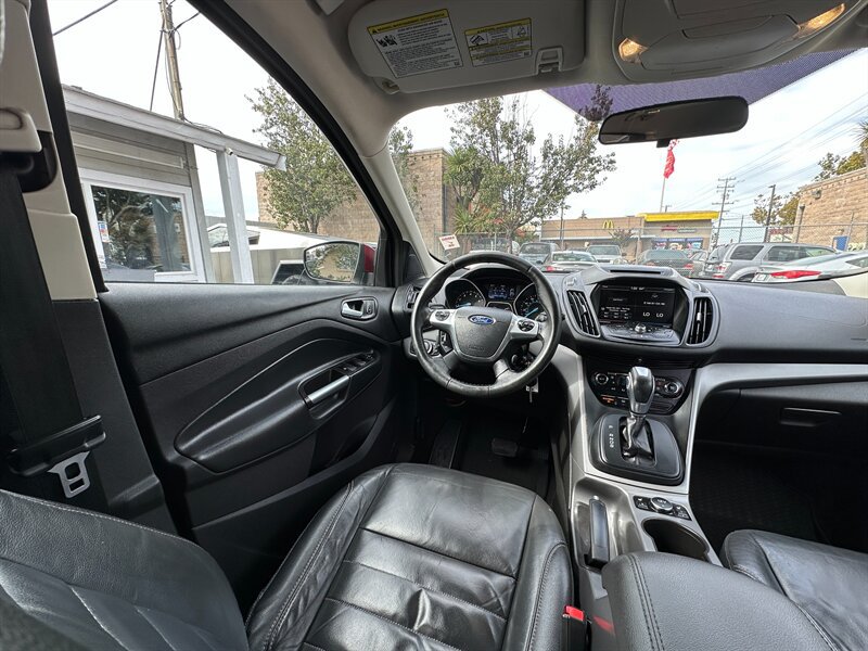Used 2015 Ford Escape SE w/ Equipment Group 201A FWD image 15