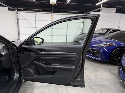 Used 2023 Nissan Altima 2.5 SL image 25