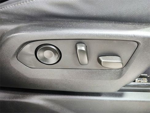 Used 2021 Chevrolet Tahoe LT image 40