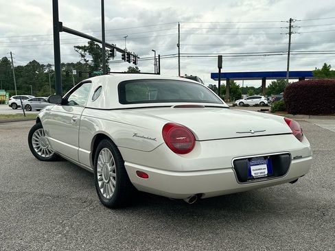 Used 2005 Ford Thunderbird 50th Anniversary RWD image 5