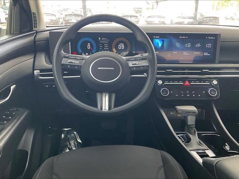 Certified 2025 Hyundai Tucson SEL image 6