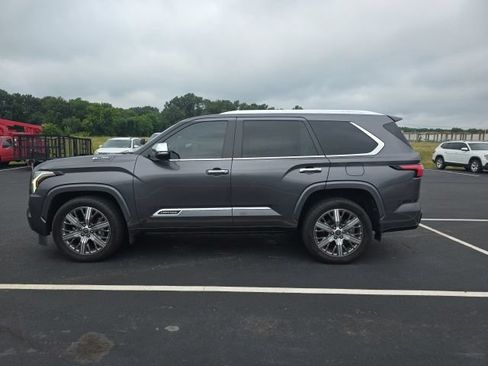 Used 2024 Toyota Sequoia Capstone AWD/4WD image 3
