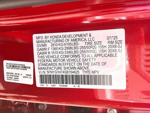 Used 2025 Honda Pilot Touring image 18