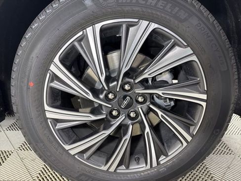 New 2025 Lincoln Aviator Premiere image 30