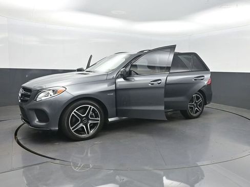 Used 2019 Mercedes-Benz GLE 43 AMG 4MATIC image 38