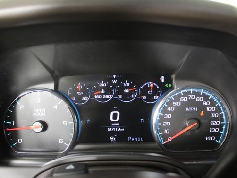 Used 2019 GMC Yukon XL Denali image 17