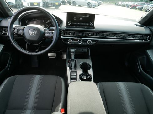 Used 2024 Honda Civic Sport image 10