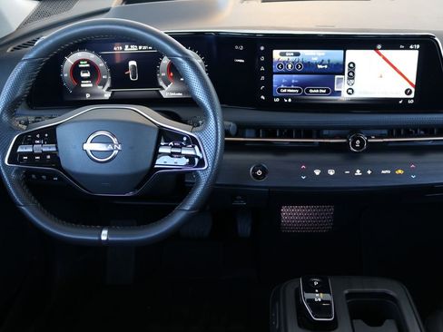 Used 2023 Nissan Ariya AWD image 22