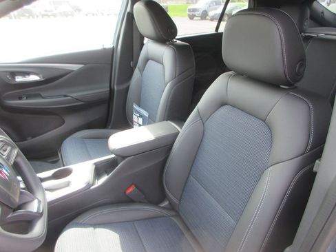 New 2026 Buick Envista Preferred image 12