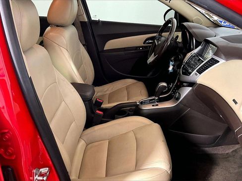 Used 2016 Chevrolet Cruze LT image 5