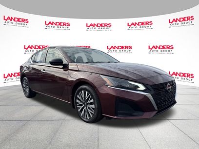 Used 2024 Nissan Altima 2.5 SV