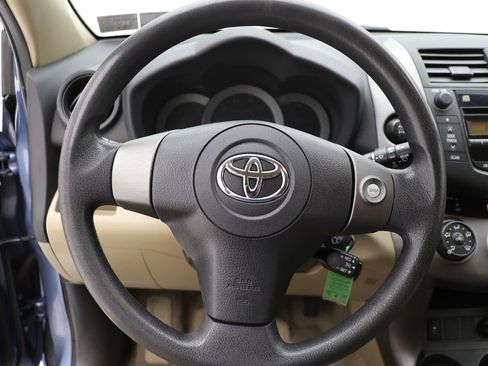 Used 2011 Toyota RAV4 4WD image 16