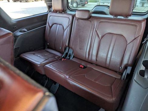 Used 2024 Ford Expedition Limited image 26