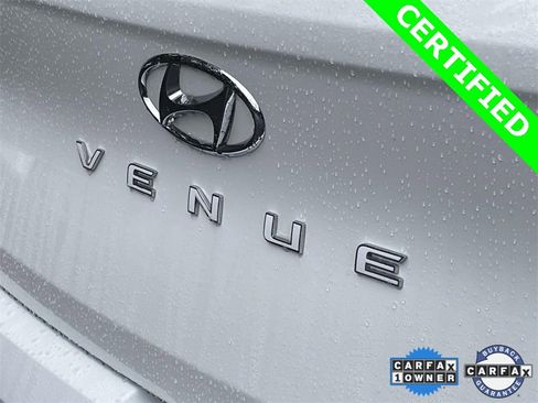 Certified 2025 Hyundai Venue Limited image 9