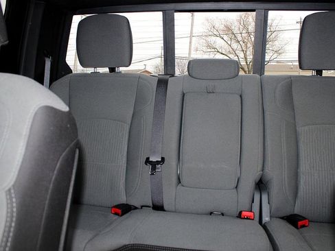 Used 2022 RAM 3500 Big Horn w/ Level C Equiment Group image 32