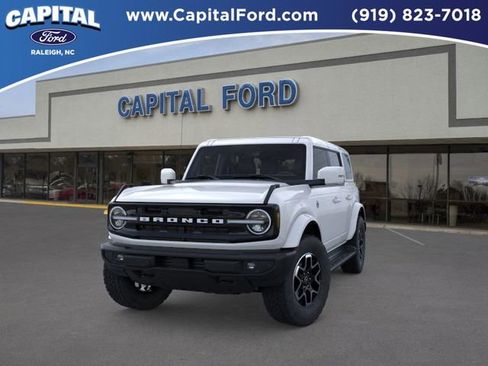 New 2025 Ford Bronco Outer Banks AWD/4WD image 2