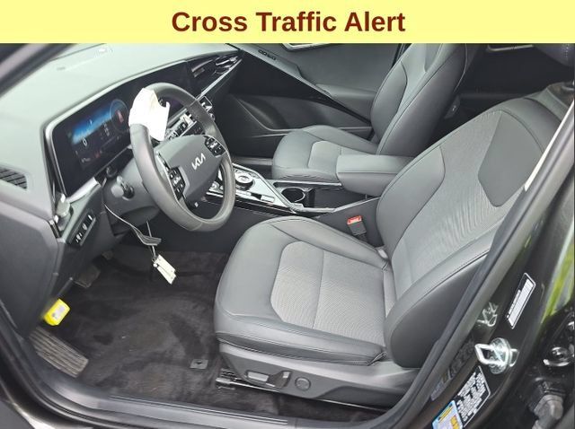 Used 2024 Kia Niro Wind w/ Wind Preserve Package FWD image 11