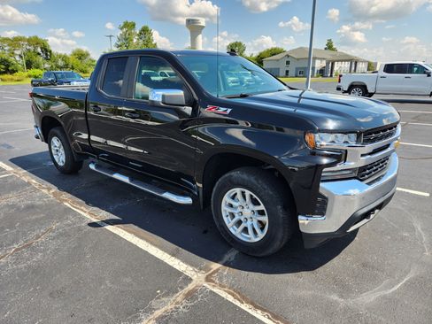 Used 2020 Chevrolet Silverado 1500 LT w/ All-Star Edition AWD/4WD image 9
