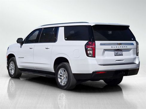 Used 2023 Chevrolet Suburban LS image 8