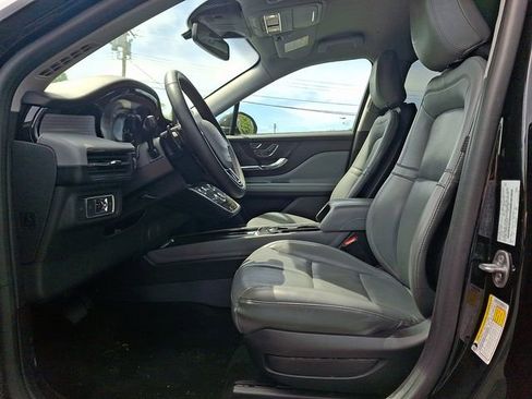 Used 2022 Lincoln Corsair AWD w/ Equipment Group 101A image 14